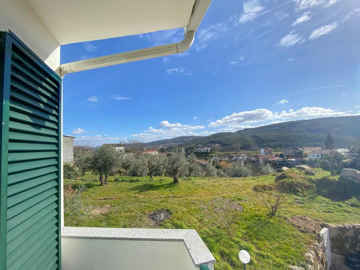 Encosta Do Sol Lägenhet Canas de Senhorim Exteriör bild