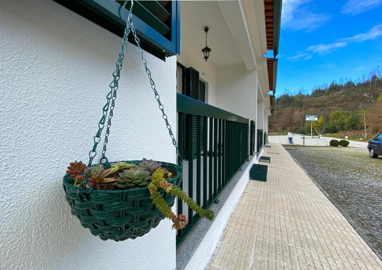 Encosta Do Sol Lägenhet Canas de Senhorim Exteriör bild