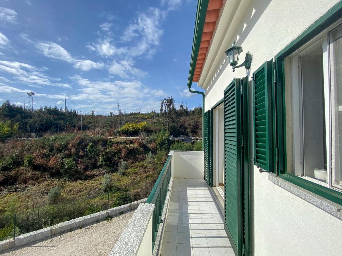Encosta Do Sol Lägenhet Canas de Senhorim Exteriör bild
